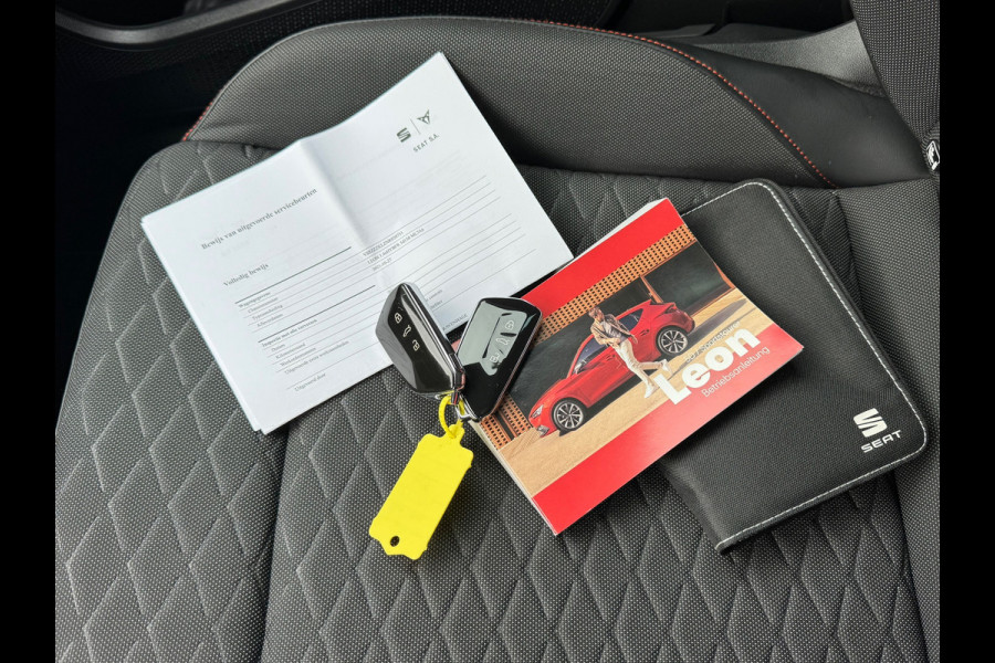 Seat Leon 1.4 TSI eHybrid PHEV FR * CarPlay * Lane Assist * Parkeersensoren * Virtual Cockpit *