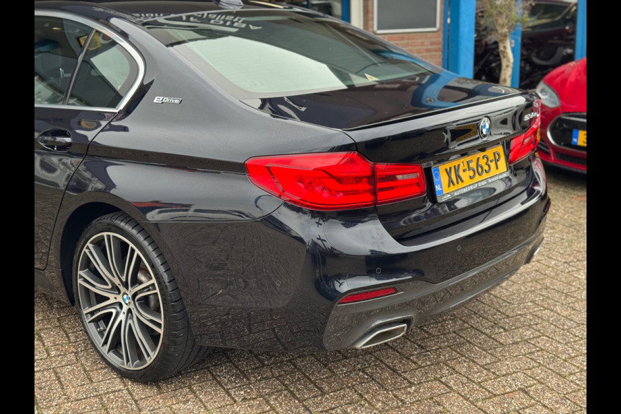 BMW 5 Serie 530e M-Pakket 2019 NAVI LEDER CAMERA LM NAP!
