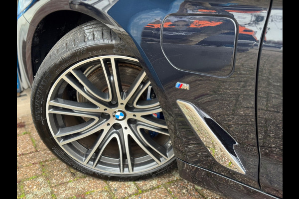 BMW 5 Serie 530e M-Pakket 2019 NAVI LEDER CAMERA LM NAP!