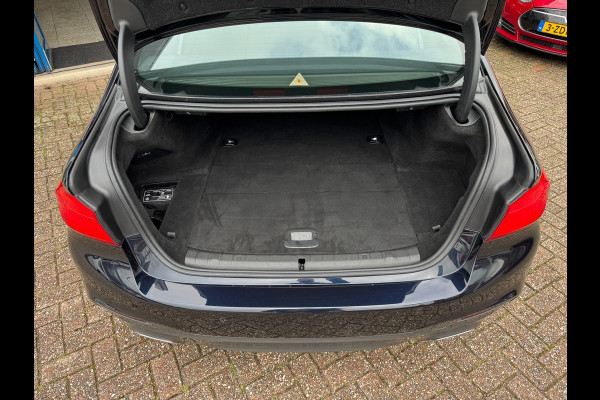 BMW 5 Serie 530e M-Pakket 2019 NAVI LEDER CAMERA LM NAP!