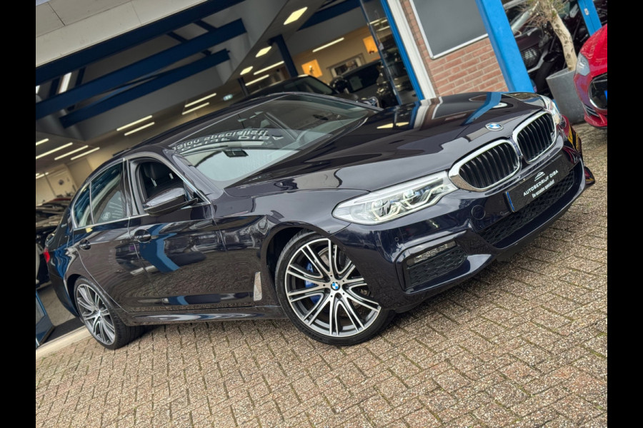 BMW 5 Serie 530e M-Pakket 2019 NAVI LEDER CAMERA LM NAP!