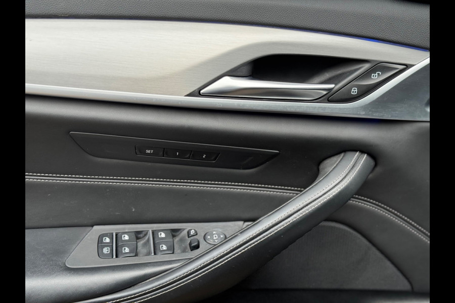 BMW 5 Serie 530e M-Pakket 2019 NAVI LEDER CAMERA LM NAP!
