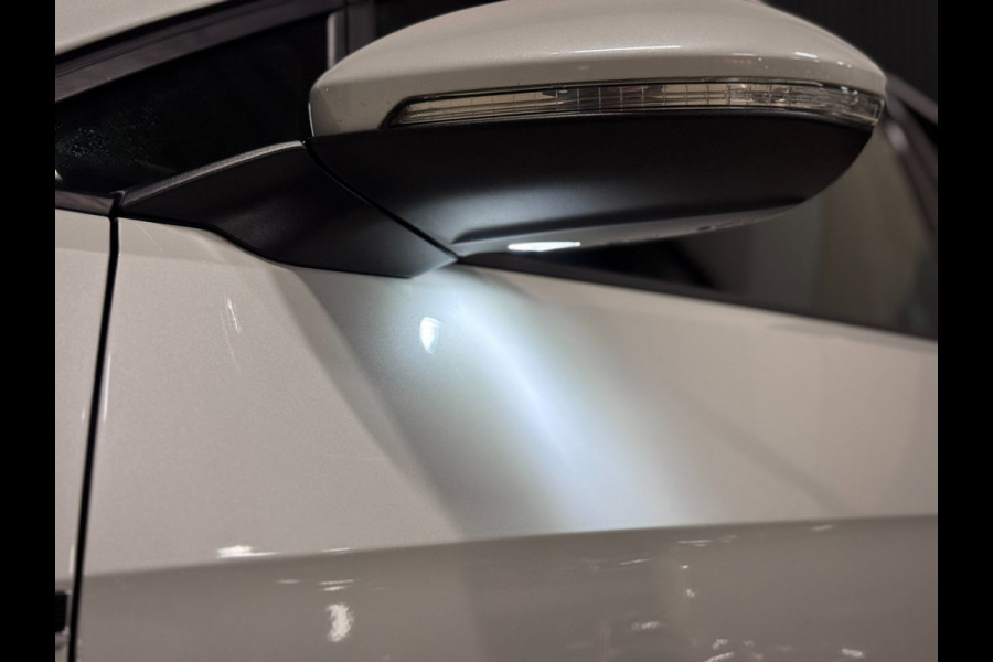 Volkswagen Golf 1.5 TSI R-LINE NAP | PANO | VIRTUAL | LED | KEYLESS | VOL!