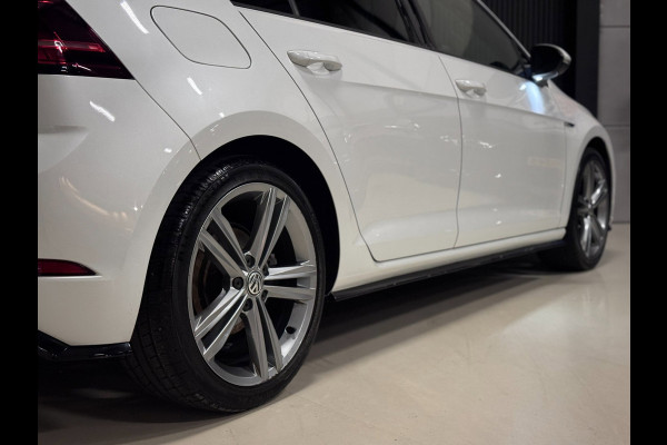 Volkswagen Golf 1.5 TSI R-LINE NAP | PANO | VIRTUAL | LED | KEYLESS | VOL!