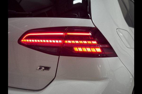 Volkswagen Golf 1.5 TSI R-LINE NAP | PANO | VIRTUAL | LED | KEYLESS | VOL!