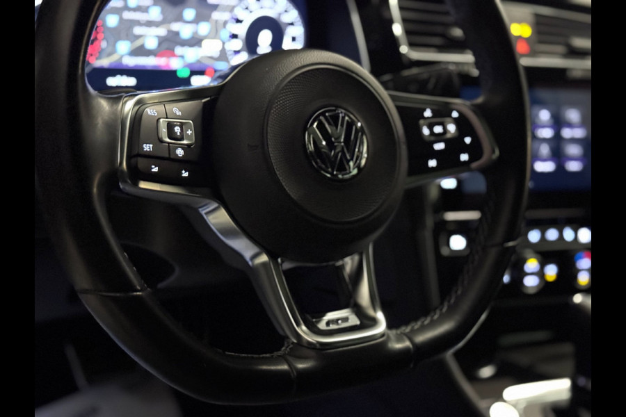 Volkswagen Golf 1.5 TSI R-LINE NAP | PANO | VIRTUAL | LED | KEYLESS | VOL!