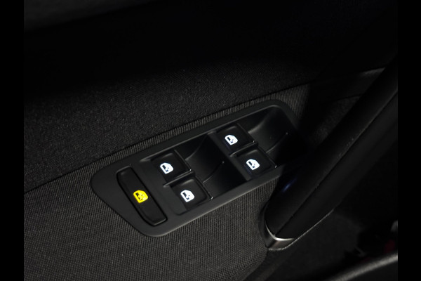 Volkswagen Golf 1.5 TSI R-LINE NAP | PANO | VIRTUAL | LED | KEYLESS | VOL!