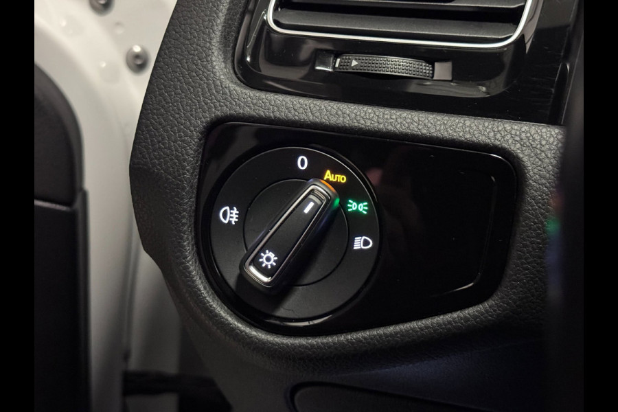 Volkswagen Golf 1.5 TSI R-LINE NAP | PANO | VIRTUAL | LED | KEYLESS | VOL!