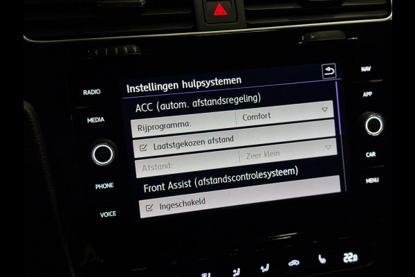 Volkswagen Golf 1.5 TSI R-LINE NAP | PANO | VIRTUAL | LED | KEYLESS | VOL!