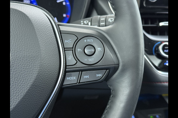 Toyota Corolla 2.0I 184 PK Hybride AUT. Trekhaak Pano-Dak Camera Adaptive-Cruise Apple Carplay Android Stoel+Stuurverwarming Navi* Ecc JBL®-Aud Led Privacy Glas Lane Assist Regen-Lichtsensor Keyless Voorruit Verwarmbaar Dodehoekdetectie Zeer compleet!