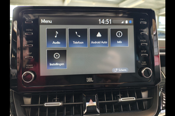 Toyota Corolla 2.0I 184 PK Hybride AUT. Trekhaak Pano-Dak Camera Adaptive-Cruise Apple Carplay Android Stoel+Stuurverwarming Navi* Ecc JBL®-Aud Led Privacy Glas Lane Assist Regen-Lichtsensor Keyless Voorruit Verwarmbaar Dodehoekdetectie Zeer compleet!