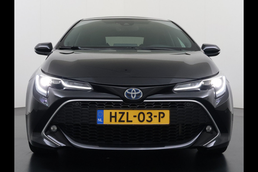 Toyota Corolla 2.0I 184 PK Hybride AUT. Trekhaak Pano-Dak Camera Adaptive-Cruise Apple Carplay Android Stoel+Stuurverwarming Navi* Ecc JBL®-Aud Led Privacy Glas Lane Assist Regen-Lichtsensor Keyless Voorruit Verwarmbaar Dodehoekdetectie Zeer compleet!