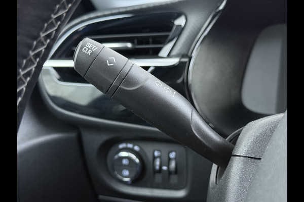 Opel Corsa 1.2T 101PK Navi PDC-a+v 360°Camera Airco Apple Carplay Android 1/2 LeerCruise Control Pdc Elegance Distributie bij 91.000km vervangen! Lane Assist Isofix Led Regen-Lichtsensor Lmv Chroompakket 1e Eigenaar Origineel Nederlandse Auto Incl. volledige onderhoudshistorie € 22.000 nieuw