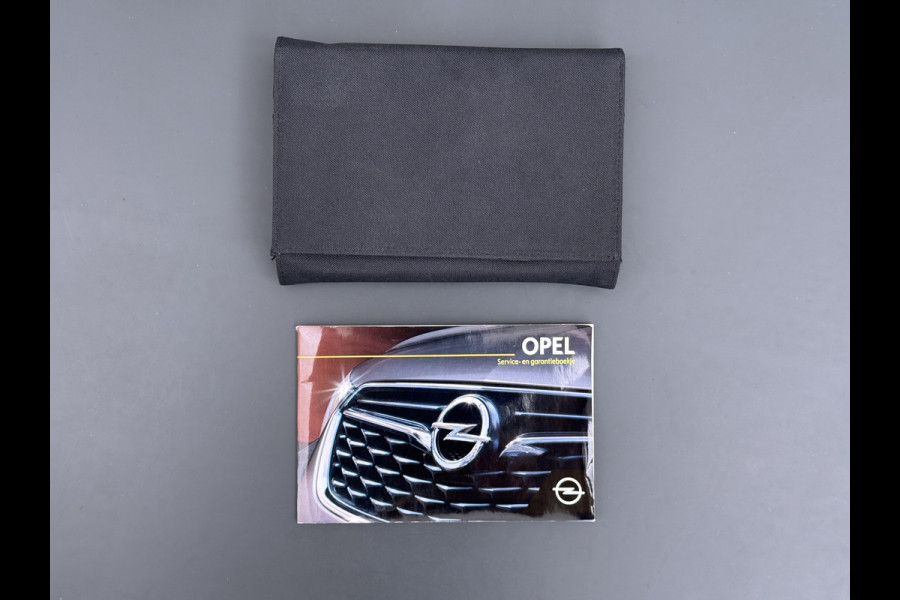 Opel Corsa 1.2T 101PK Navi PDC-a+v 360°Camera Airco Apple Carplay Android 1/2 LeerCruise Control Pdc Elegance Distributie bij 91.000km vervangen! Lane Assist Isofix Led Regen-Lichtsensor Lmv Chroompakket 1e Eigenaar Origineel Nederlandse Auto Incl. volledige onderhoudshistorie € 22.000 nieuw