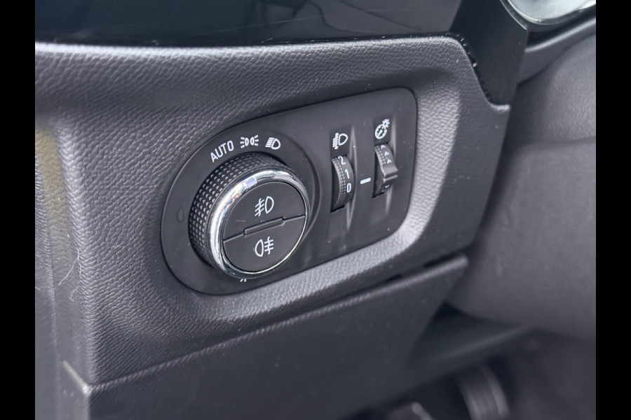 Opel Corsa 1.2T 101PK Navi PDC-a+v 360°Camera Airco Apple Carplay Android 1/2 LeerCruise Control Pdc Elegance Distributie bij 91.000km vervangen! Lane Assist Isofix Led Regen-Lichtsensor Lmv Chroompakket 1e Eigenaar Origineel Nederlandse Auto Incl. volledige onderhoudshistorie € 22.000 nieuw