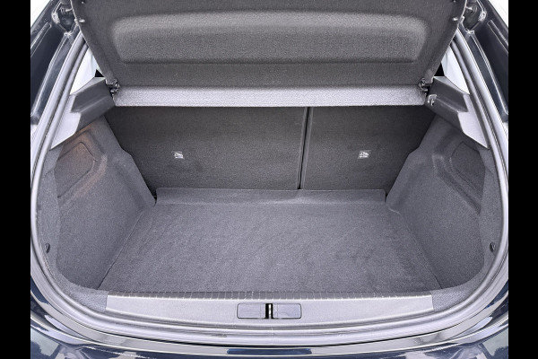 Opel Corsa 1.2T 101PK Navi PDC-a+v 360°Camera Airco Apple Carplay Android 1/2 LeerCruise Control Pdc Elegance Distributie bij 91.000km vervangen! Lane Assist Isofix Led Regen-Lichtsensor Lmv Chroompakket 1e Eigenaar Origineel Nederlandse Auto Incl. volledige onderhoudshistorie € 22.000 nieuw