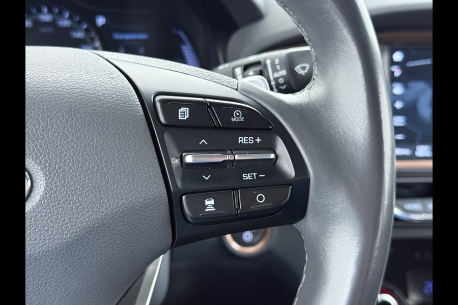 Hyundai IONIQ EV SOH 99,5% Navi Ecc Adap.Cruise Camera Comfort Android Auto Apple Carplay Infinity®-Hifi Isofix Bluetooth DAB VESS Lane Assist Regen-Licht sensor Origineel Nederlandse Auto Laatste Grote beurt bij 124.230km uitgev.