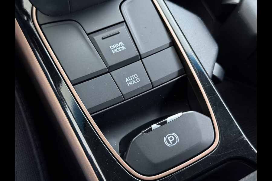 Hyundai IONIQ EV SOH 99,5% Navi Ecc Adap.Cruise Camera Comfort Android Auto Apple Carplay Infinity®-Hifi Isofix Bluetooth DAB VESS Lane Assist Regen-Licht sensor Origineel Nederlandse Auto Laatste Grote beurt bij 124.230km uitgev.