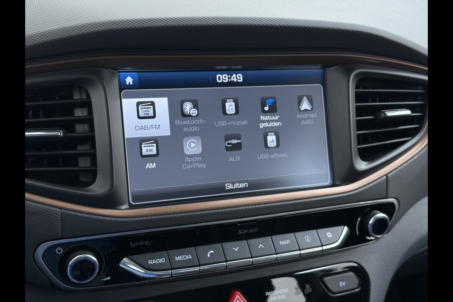 Hyundai IONIQ EV SOH 99,5% Navi Ecc Adap.Cruise Camera Comfort Android Auto Apple Carplay Infinity®-Hifi Isofix Bluetooth DAB VESS Lane Assist Regen-Licht sensor Origineel Nederlandse Auto Laatste Grote beurt bij 124.230km uitgev.
