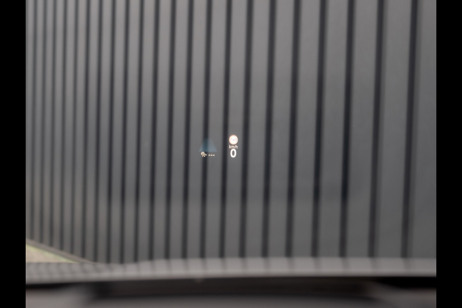 Volkswagen Golf 1.5 eTSI 50 Edition | Panodak | Trekhaak wegkl. | Stoelgeheugen | Head Up | IQ Light | Prijs Rijklaar!!