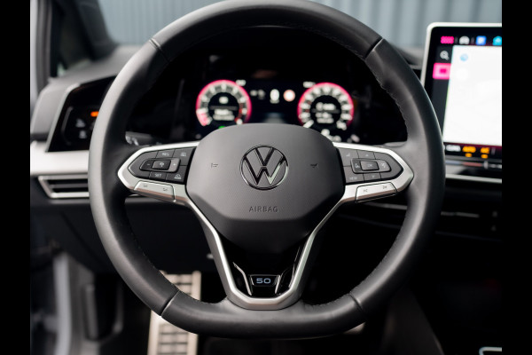 Volkswagen Golf 1.5 eTSI 50 Edition | Panodak | Trekhaak wegkl. | Stoelgeheugen | Head Up | IQ Light | Prijs Rijklaar!!