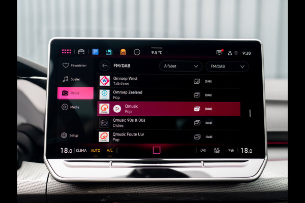 Volkswagen Golf 1.5 eTSI 50 Edition | Panodak | Trekhaak wegkl. | Stoelgeheugen | Head Up | IQ Light | Prijs Rijklaar!!