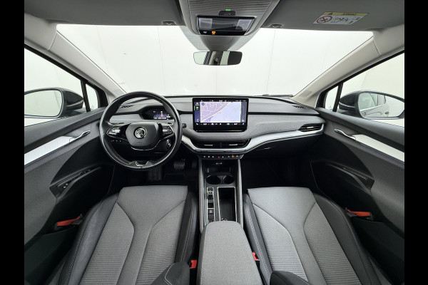 Škoda ENYAQ iV 80 SOH 92% Trekhaak Lmv 21" Stoel+Stuurverwarming Matrix Led Camera Apple Carplay Android Auto Navi Ecc Cruise Control Pdc Draadloze telefoonlader Keyless Advanced Privacy Glas Led Isofix DAB Comfort+Klimaat+Licht Pakket 1.000KG Trekgewicht 1e Eigenaar Origineel Nederlandse Auto 1.000kg trekvermogen € 54.000 nieuw