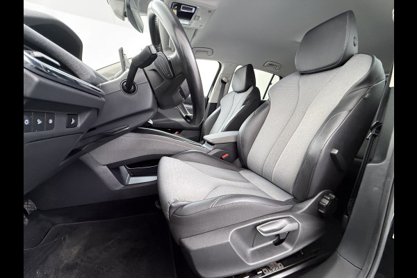 Škoda ENYAQ iV 80 SOH 92% Trekhaak Lmv 21" Stoel+Stuurverwarming Matrix Led Camera Apple Carplay Android Auto Navi Ecc Cruise Control Pdc Draadloze telefoonlader Keyless Advanced Privacy Glas Led Isofix DAB Comfort+Klimaat+Licht Pakket 1.000KG Trekgewicht 1e Eigenaar Origineel Nederlandse Auto 1.000kg trekvermogen € 54.000 nieuw