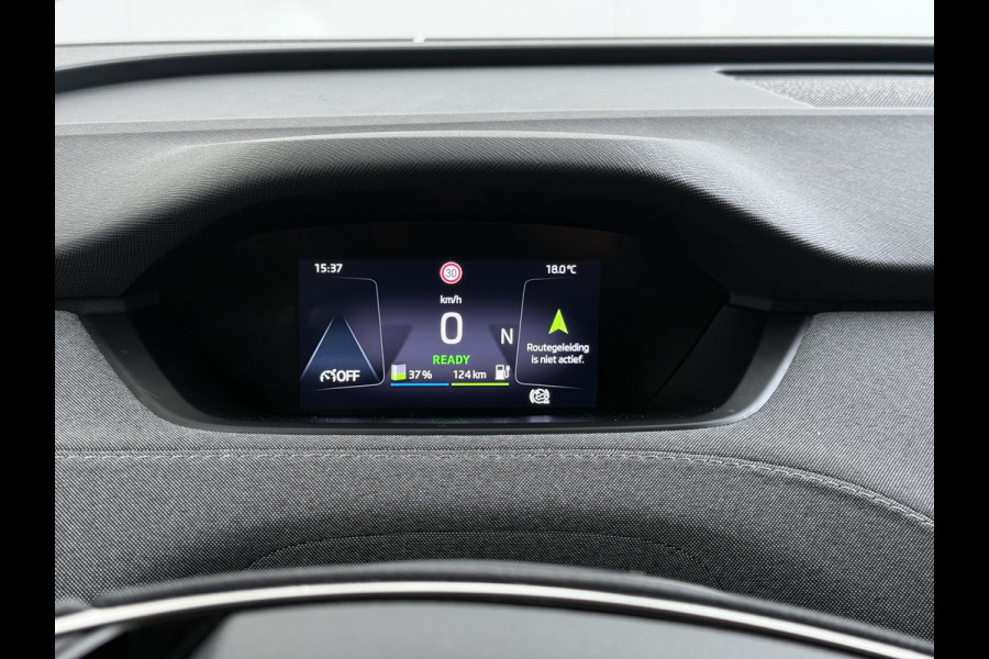 Škoda ENYAQ iV 80 SOH 92% Trekhaak Lmv 21" Stoel+Stuurverwarming Matrix Led Camera Apple Carplay Android Auto Navi Ecc Cruise Control Pdc Draadloze telefoonlader Keyless Advanced Privacy Glas Led Isofix DAB Comfort+Klimaat+Licht Pakket 1.000KG Trekgewicht 1e Eigenaar Origineel Nederlandse Auto 1.000kg trekvermogen € 54.000 nieuw