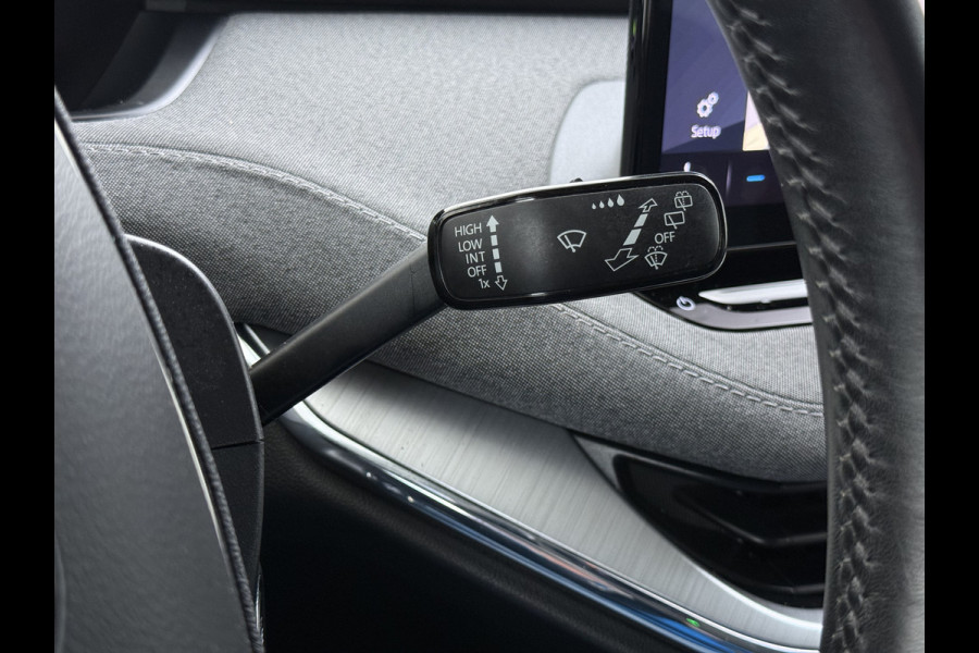 Škoda ENYAQ iV 80 SOH 92% Trekhaak Lmv 21" Stoel+Stuurverwarming Matrix Led Camera Apple Carplay Android Auto Navi Ecc Cruise Control Pdc Draadloze telefoonlader Keyless Advanced Privacy Glas Led Isofix DAB Comfort+Klimaat+Licht Pakket 1.000KG Trekgewicht 1e Eigenaar Origineel Nederlandse Auto 1.000kg trekvermogen € 54.000 nieuw