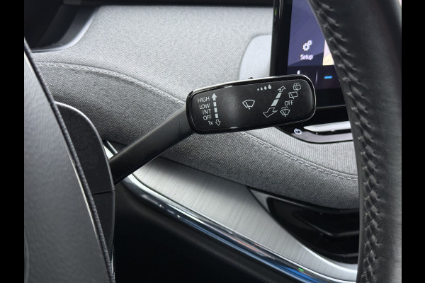 Škoda ENYAQ iV 80 SOH 92% Trekhaak Lmv 21" Stoel+Stuurverwarming Matrix Led Camera Apple Carplay Android Auto Navi Ecc Cruise Control Pdc Draadloze telefoonlader Keyless Advanced Privacy Glas Led Isofix DAB Comfort+Klimaat+Licht Pakket 1.000KG Trekgewicht 1e Eigenaar Origineel Nederlandse Auto 1.000kg trekvermogen € 54.000 nieuw