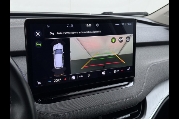 Škoda ENYAQ iV 80 SOH 92% Trekhaak Lmv 21" Stoel+Stuurverwarming Matrix Led Camera Apple Carplay Android Auto Navi Ecc Cruise Control Pdc Draadloze telefoonlader Keyless Advanced Privacy Glas Led Isofix DAB Comfort+Klimaat+Licht Pakket 1.000KG Trekgewicht 1e Eigenaar Origineel Nederlandse Auto 1.000kg trekvermogen € 54.000 nieuw