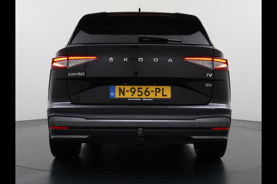 Škoda ENYAQ iV 80 SOH 92% Trekhaak Lmv 21" Stoel+Stuurverwarming Matrix Led Camera Apple Carplay Android Auto Navi Ecc Cruise Control Pdc Draadloze telefoonlader Keyless Advanced Privacy Glas Led Isofix DAB Comfort+Klimaat+Licht Pakket 1.000KG Trekgewicht 1e Eigenaar Origineel Nederlandse Auto 1.000kg trekvermogen € 54.000 nieuw