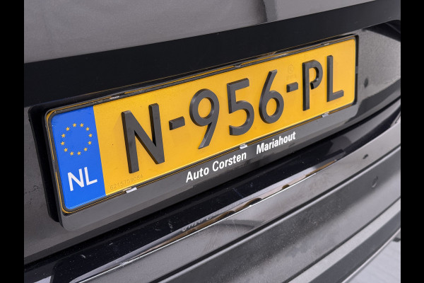 Škoda ENYAQ iV 80 SOH 92% Trekhaak Lmv 21" Stoel+Stuurverwarming Matrix Led Camera Apple Carplay Android Auto Navi Ecc Cruise Control Pdc Draadloze telefoonlader Keyless Advanced Privacy Glas Led Isofix DAB Comfort+Klimaat+Licht Pakket 1.000KG Trekgewicht 1e Eigenaar Origineel Nederlandse Auto 1.000kg trekvermogen € 54.000 nieuw