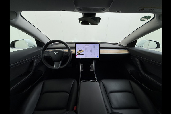 Tesla Model 3 SR+ 325PK Trekhaak LFP-Accu AutoPilot Leer Pano-Dak Adaptive Cruise Lmv 18" Camera's Elektr.-Stuur+Stoelen+Spiegels+Geheugen+Eas SOH 92% Ecc Navi Led DAB Voorverwarmen interieur via App Keyless One-Pedal-Drive 1.000KG Trekgewicht 1e Eigenaar Origineel Nederlandse Auto Fabrieksgarantie op Accu en Motor tot 14-12-2028/160.000km