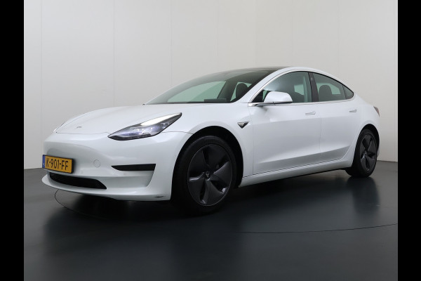 Tesla Model 3 SR+ 325PK Trekhaak LFP-Accu AutoPilot Leer Pano-Dak Adaptive Cruise Lmv 18" Camera's Elektr.-Stuur+Stoelen+Spiegels+Geheugen+Eas SOH 92% Ecc Navi Led DAB Voorverwarmen interieur via App Keyless One-Pedal-Drive 1.000KG Trekgewicht 1e Eigenaar Origineel Nederlandse Auto Fabrieksgarantie op Accu en Motor tot 14-12-2028/160.000km