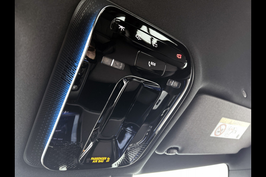 Mercedes-Benz E-Klasse Estate 300 e Luxury Line Plug-In Hybride Trekhaak | Rijassistentiepakket plus | Parkeerpakket met 360°-camera | Distronic | Sfeerverlichting. Inclusief 24 maanden Mercedes-Benz Certified garantie voor Europa.