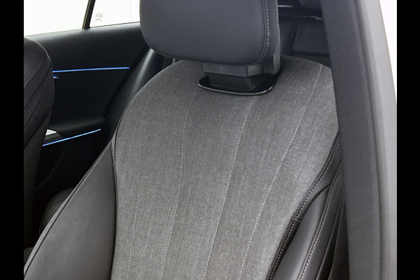 Mercedes-Benz E-Klasse Estate 300 e Luxury Line Plug-In Hybride Trekhaak | Rijassistentiepakket plus | Parkeerpakket met 360°-camera | Distronic | Sfeerverlichting. Inclusief 24 maanden Mercedes-Benz Certified garantie voor Europa.