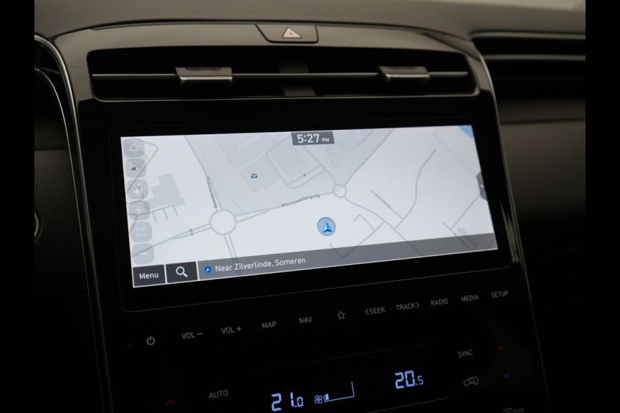 Hyundai Tucson 1.6 T-GDI Premium 4WD PHEV 265pk Dealer O.H. | Trekhaak Afn. | Adaptive Cruise | 360 Camera | Krell Premium Sound | Lederen Sportstoelen Memory & Ventilatie | Keyless | Apple Carplay | Stoelen & Stuur Verwarmd | Navigatie | DAB | Plug In Hybrid