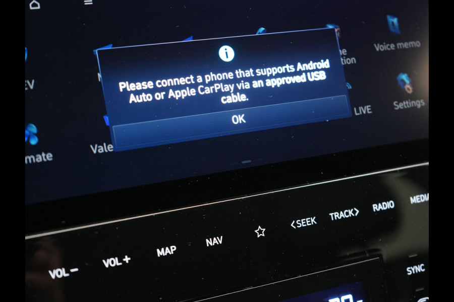 Hyundai Tucson 1.6 T-GDI Premium 4WD PHEV 265pk Dealer O.H. | Trekhaak Afn. | Adaptive Cruise | 360 Camera | Krell Premium Sound | Lederen Sportstoelen Memory & Ventilatie | Keyless | Apple Carplay | Stoelen & Stuur Verwarmd | Navigatie | DAB | Plug In Hybrid