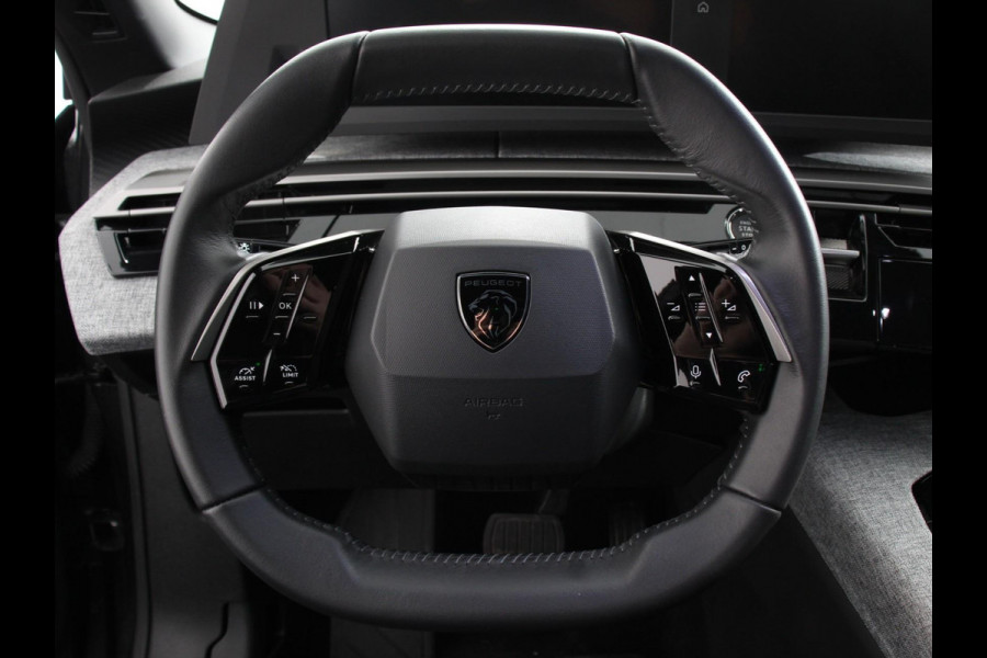 Peugeot 5008 1.2 Hybrid 145pk Automaat Allure 7p | DEMO ! | Navigatie | Apple Carplay/Android Auto | Camera | Climate control | Dab | Led | Keyless start | Lichtmetalen Velgen | Parkeer sensoren