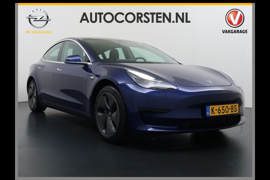 Tesla Model 3 SR+ 325PK LFP-Accu AutoPilot Leer Pano-Dak Adaptive Cruise Lmv 18" Camera's Elektr.-Stuur+Stoelen+Spiegels+Geheugen+Easy-Entry+V SOH 90% Ecc Navi Led DAB Voorverwarmen interieur via App Keyless One-Pedal-Drive Origineel Nederlandse Auto Slechts 26.700km!