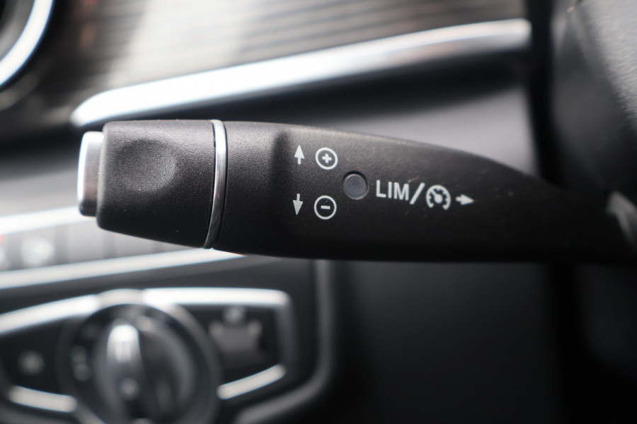 Mercedes-Benz V-Klasse 300d Extra Lang DC Avantgarde