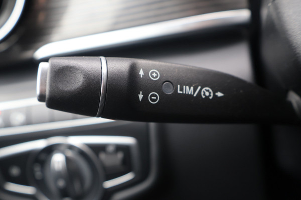 Mercedes-Benz V-Klasse 300d Extra Lang DC Avantgarde