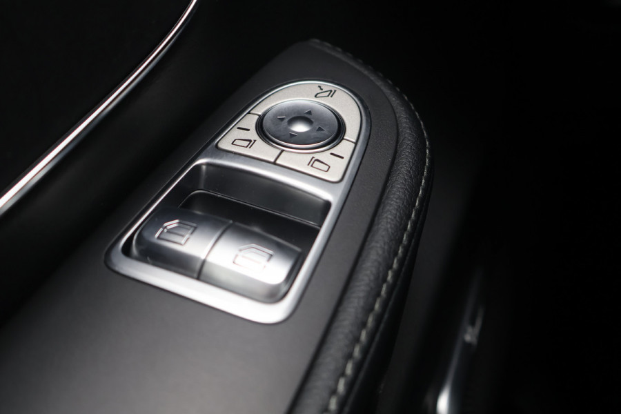 Mercedes-Benz V-Klasse 300d Extra Lang DC Avantgarde