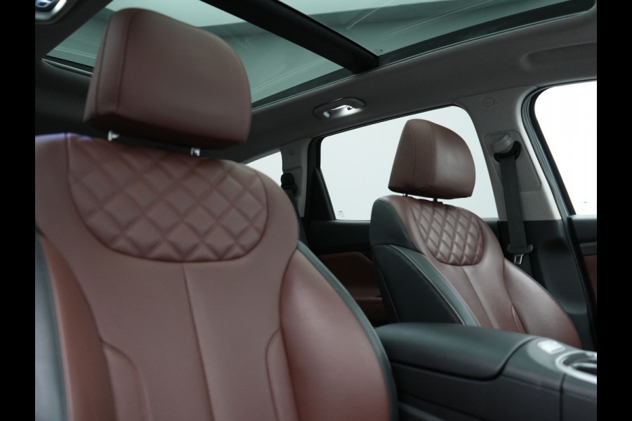 Hyundai Santa Fe 1.6 T-GDI Premium Smart Sky PHEV 266pk Dealer O.H. | Panodak | Adaptive Cruise | Camera | Krell Audio | Lederen Sportstoelen Verwarmd | Apple Carplay | Keyless | Blis | Stuur Verwarmd | Navigatie | DAB | Plug In Hybrid