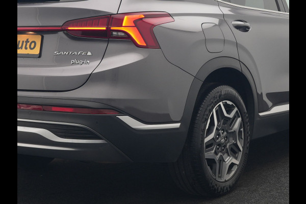 Hyundai Santa Fe 1.6 T-GDI Premium Smart Sky PHEV 266pk Dealer O.H. | Panodak | Adaptive Cruise | Camera | Krell Audio | Lederen Sportstoelen Verwarmd | Apple Carplay | Keyless | Blis | Stuur Verwarmd | Navigatie | DAB | Plug In Hybrid