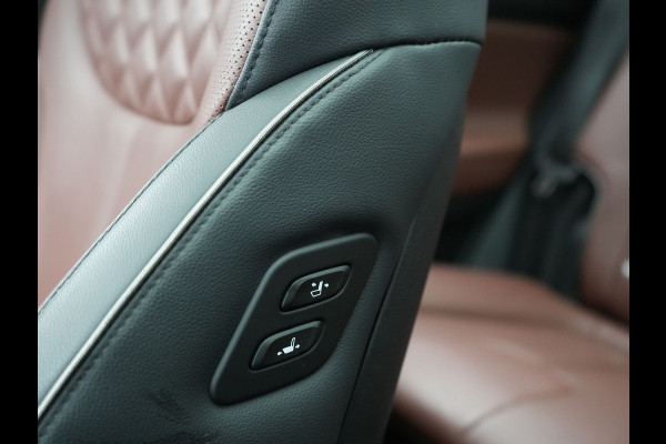 Hyundai Santa Fe 1.6 T-GDI Premium Smart Sky PHEV 266pk Dealer O.H. | Panodak | Adaptive Cruise | Camera | Krell Audio | Lederen Sportstoelen Verwarmd | Apple Carplay | Keyless | Blis | Stuur Verwarmd | Navigatie | DAB | Plug In Hybrid