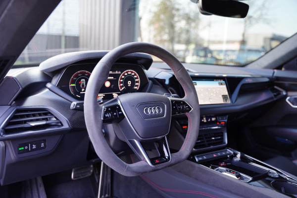 Audi e-tron GT RS Carbon / B&O / Head Up / New Accu Pack