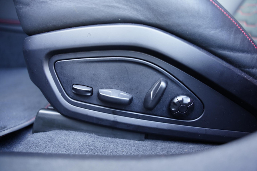 Audi e-tron GT RS Carbon / B&O / Head Up / New Accu Pack